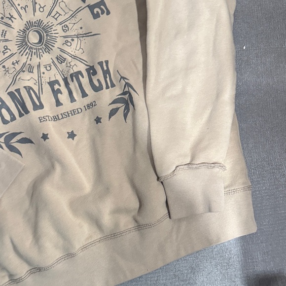 Abercrombie Kids Beige Astrology Graphic Print Crewneck Sweatshirt 13/14 - Picture 4 of 5